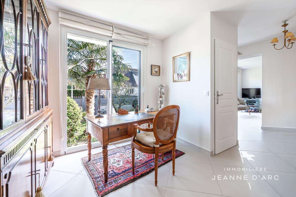 Maison à LE CHESNAY