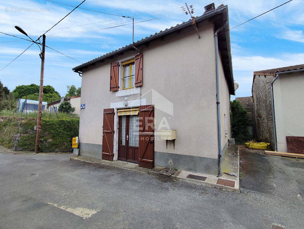 Maison à LE VIGEANT