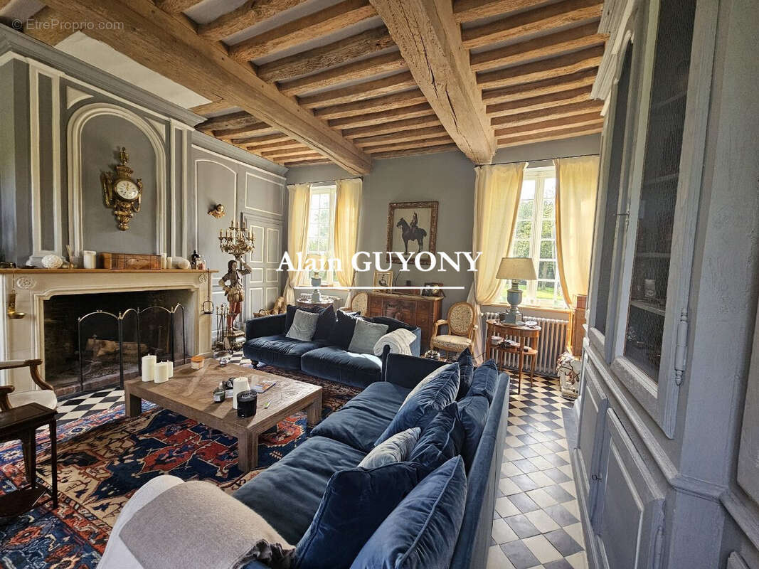 Maison 500 m² à Deauville  - photo 2