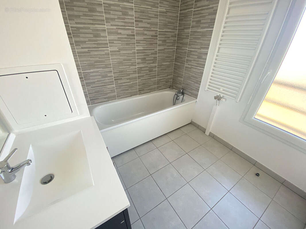 Appartement à NANTEUIL-LES-MEAUX
