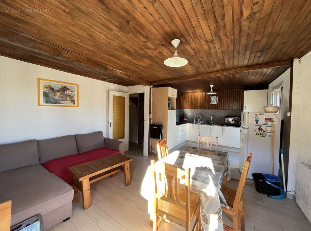 Appartement à SAINT-PIERRE-DELS-FORCATS