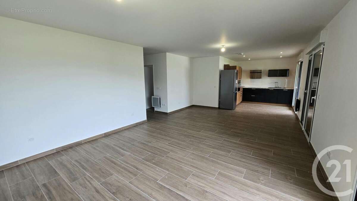 Maison 100 m² à Saint-Martin-Longueau  - photo 7