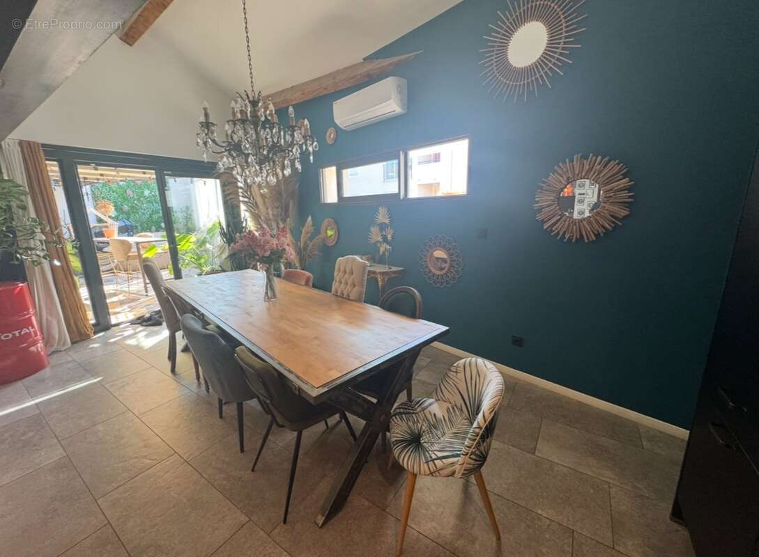 Appartement à CHATEAURENARD