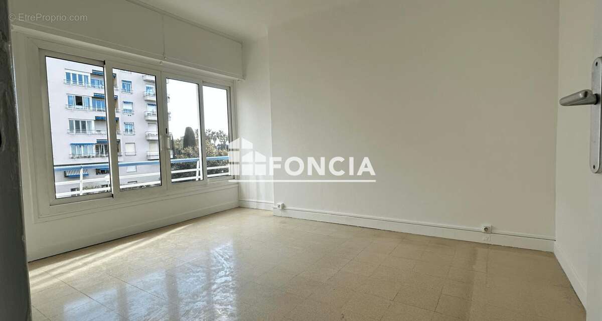 Appartement à CAGNES-SUR-MER