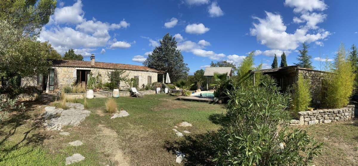 Maison à SAINT-ANDRE-DE-CRUZIERES