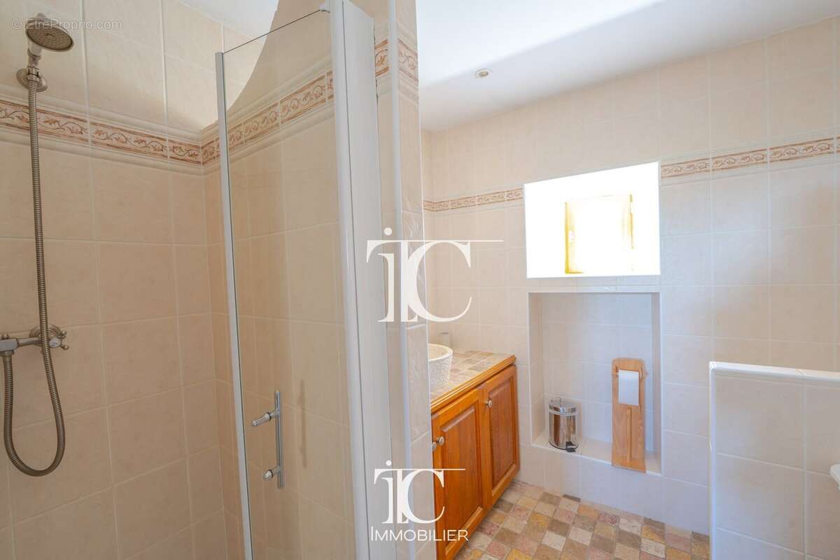 Mas ancien du xviiieme siècle 108m² habitables 4 chambres terrain de 3 173 m² piscine - photo 39