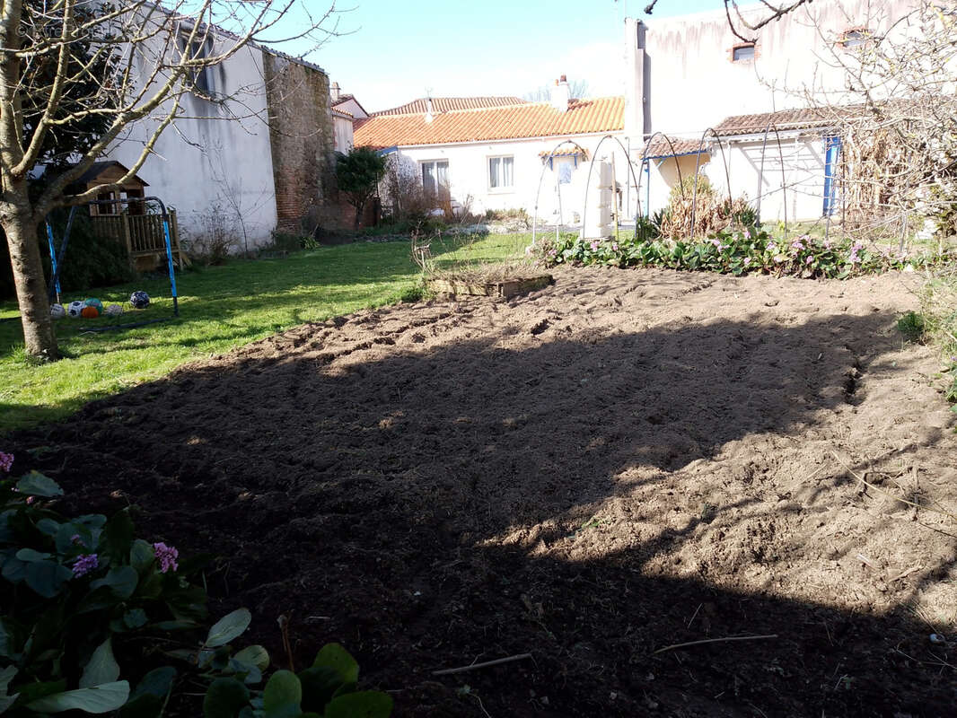 Maison à LE BOUPERE