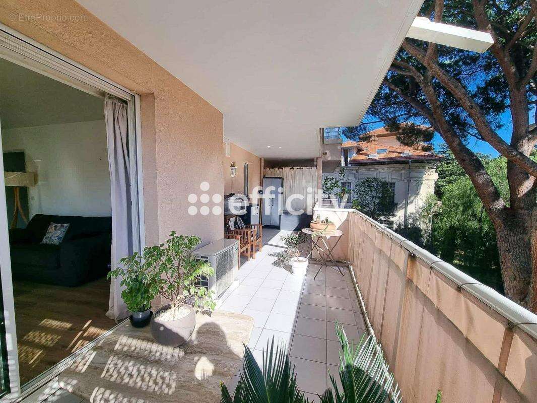 Appartement à CANNES