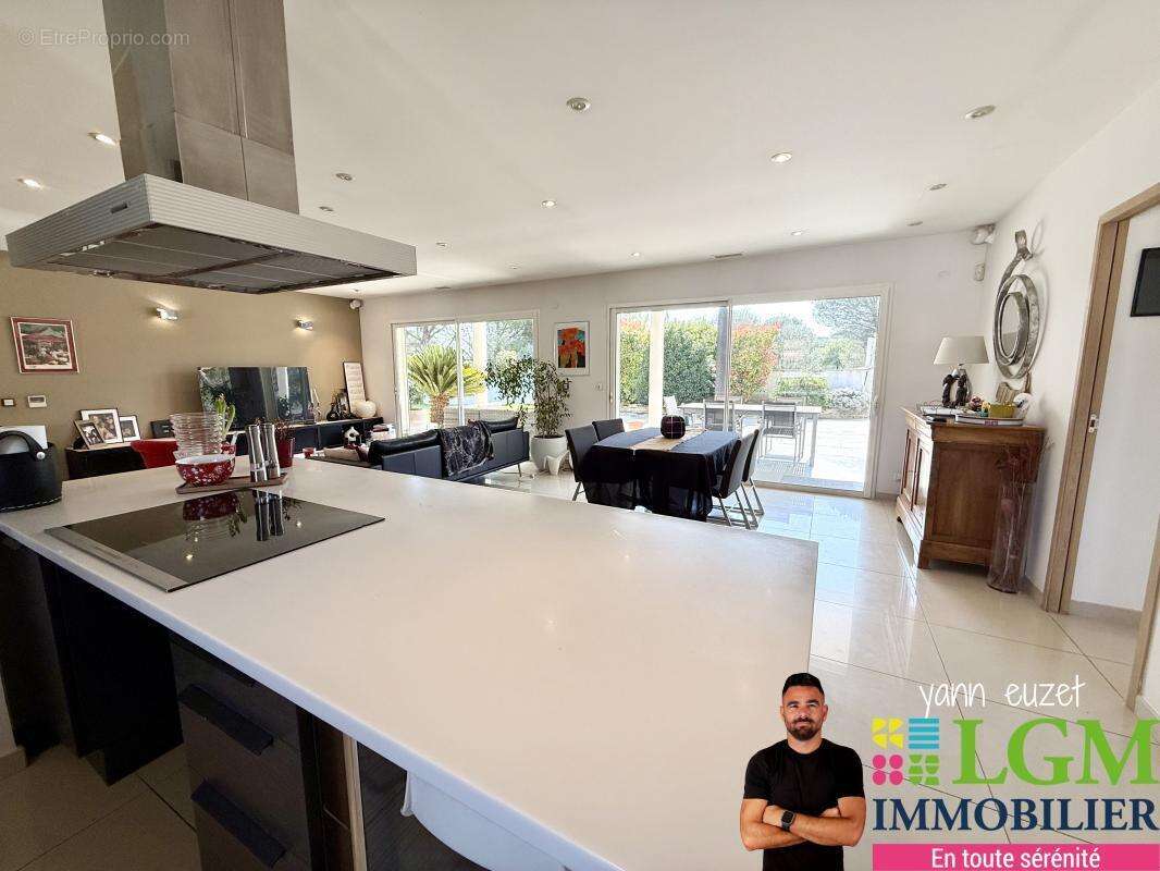 Maison à VILLETELLE