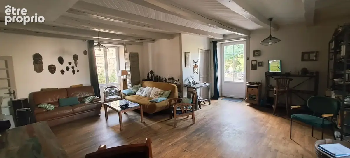 Moulin de caractère en nue-propriété au bord de la Sèvre13p 338 m2 - photo 3