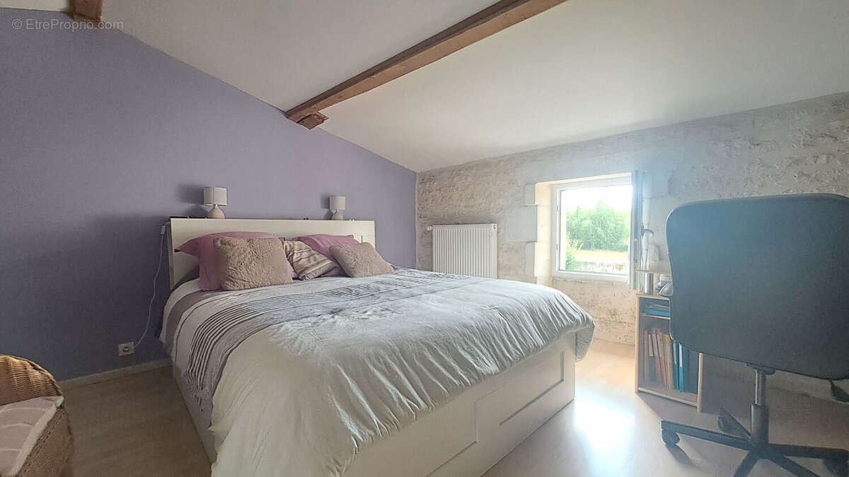 Maison 105 m² à Villiers-En-Plaine  - photo 5