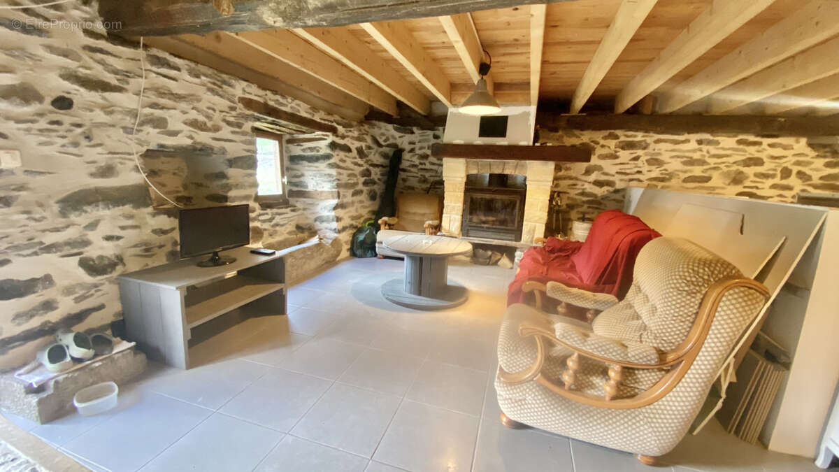 Maison à LUZ-SAINT-SAUVEUR