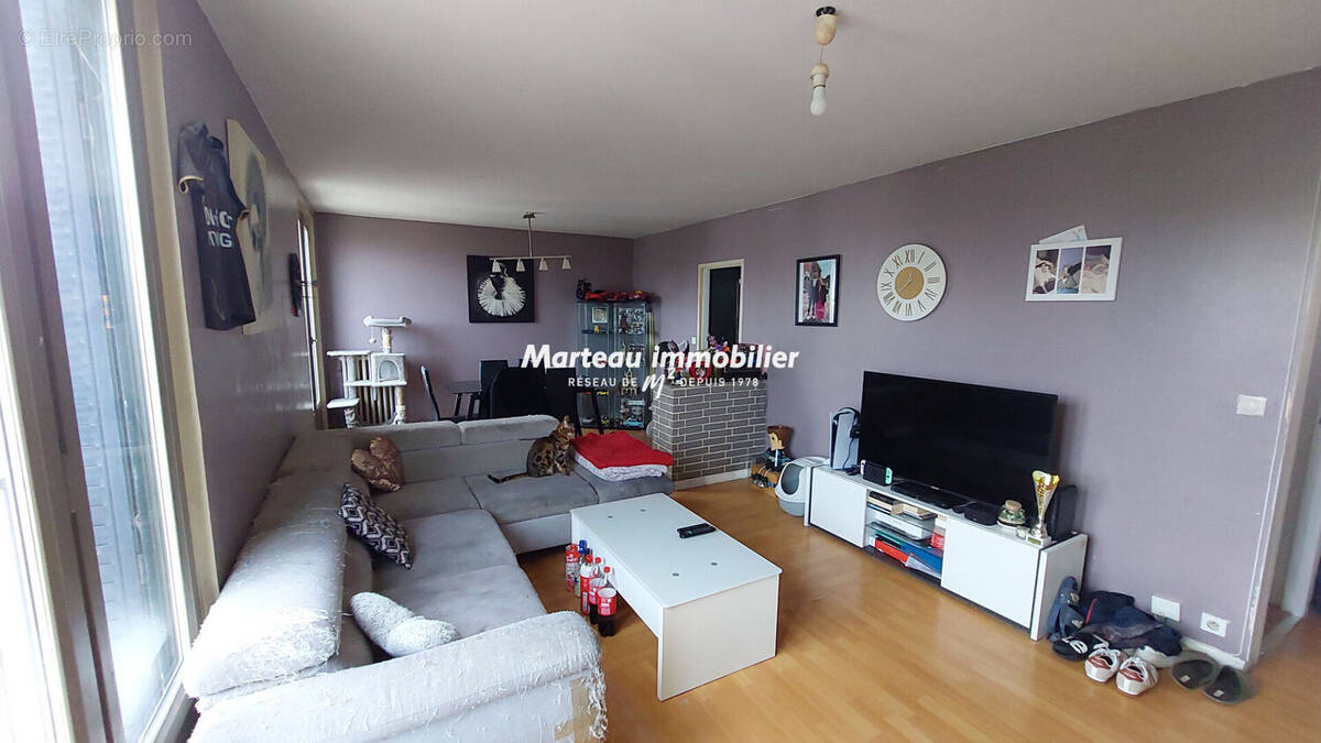 Appartement à ALLONNES