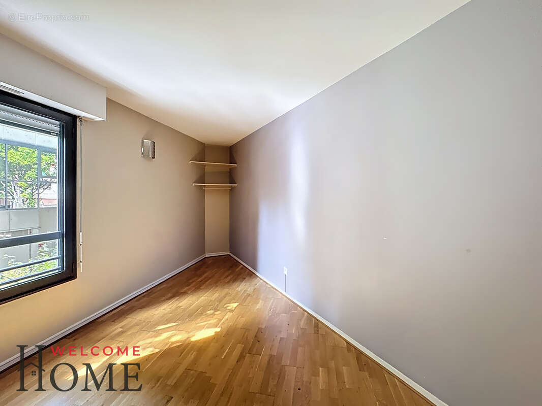 Appartement à LEVALLOIS-PERRET