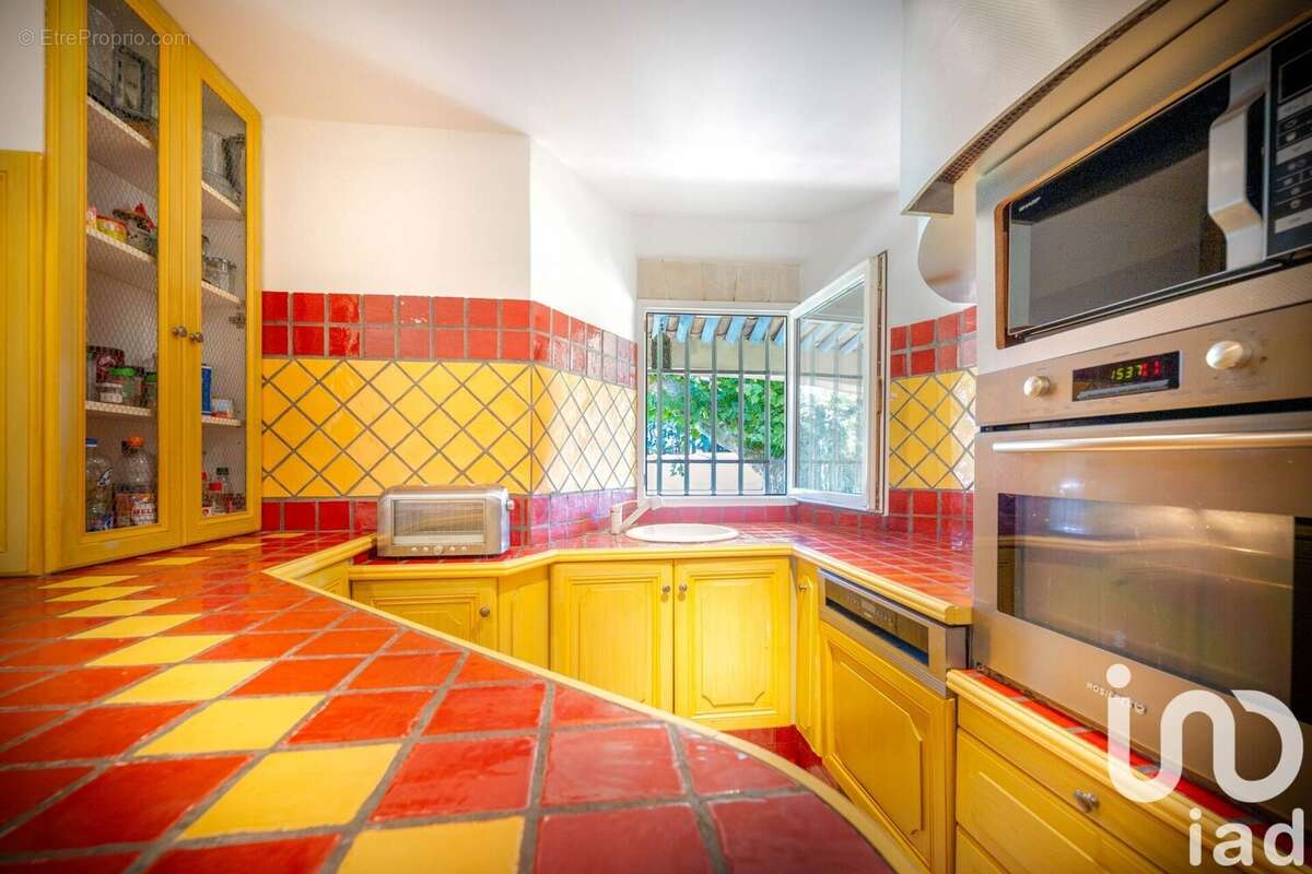 Photo 9 - Maison à ENTRAIGUES-SUR-LA-SORGUE