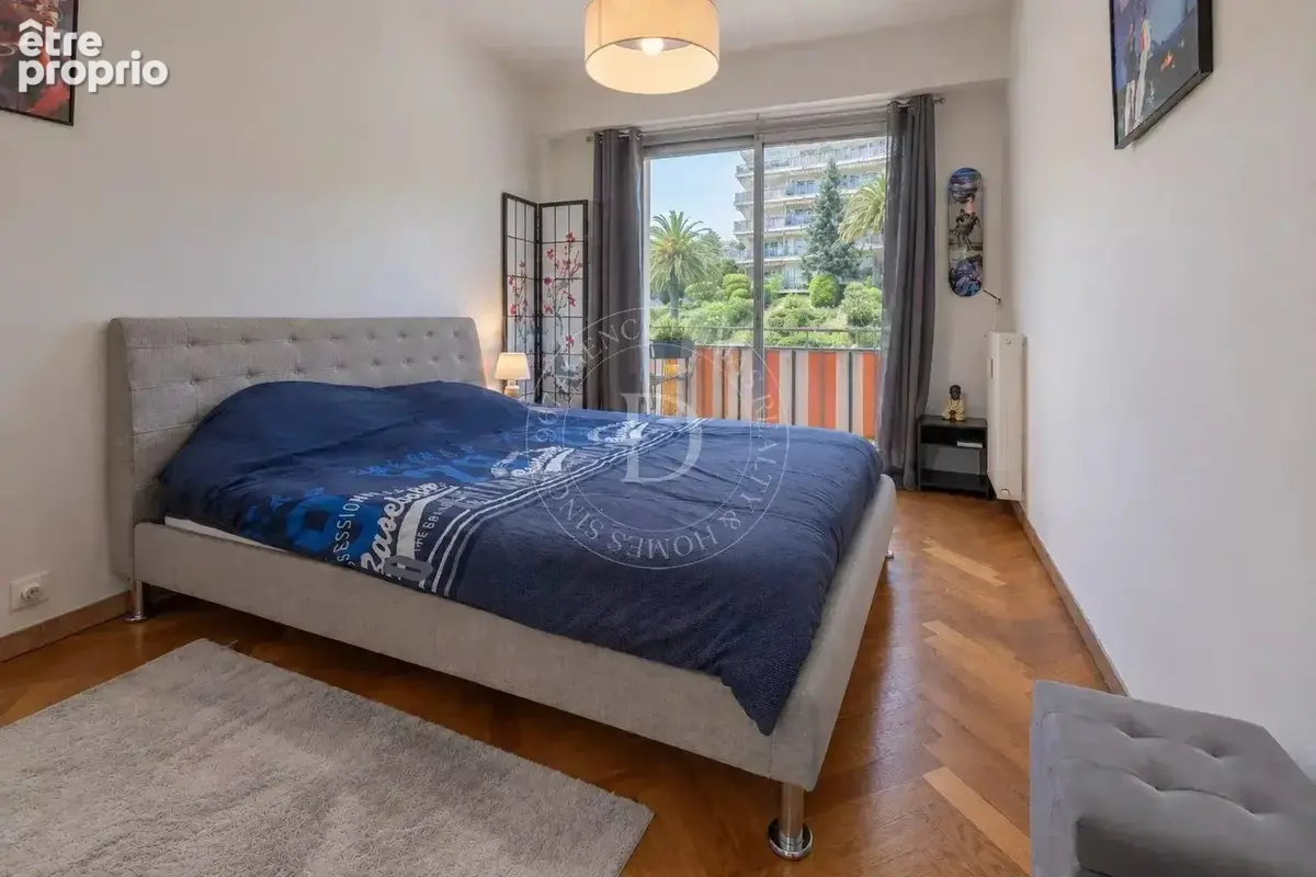 Appartement traversant avec parking et cave – Nice Cimiez - photo 5