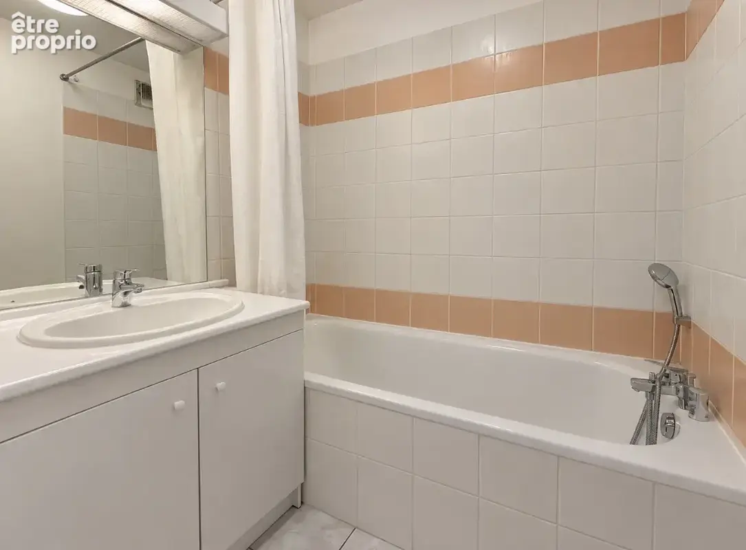 Appartement T2 vendu loué à Sorgues - photo 5