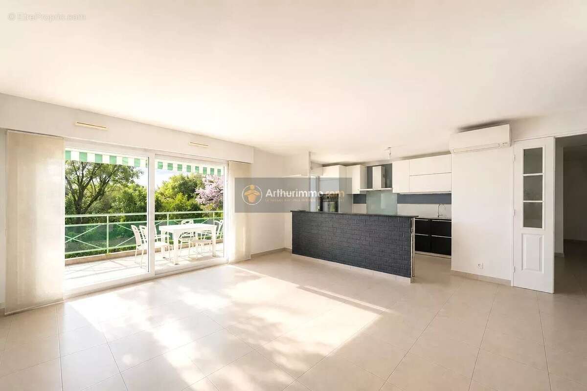 Appartement à SAINT-RAPHAEL
