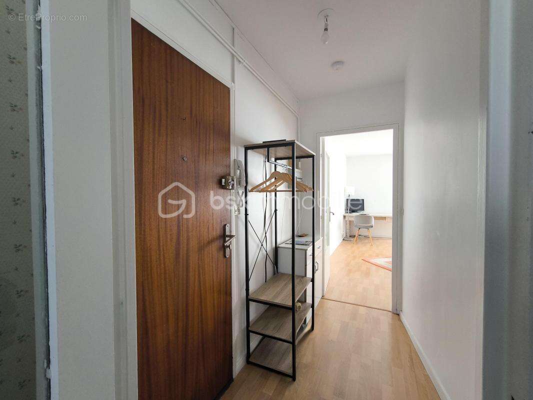 Appartement T5 - 92m2 - 3 chambres - A 10min à pied du port - photo 10