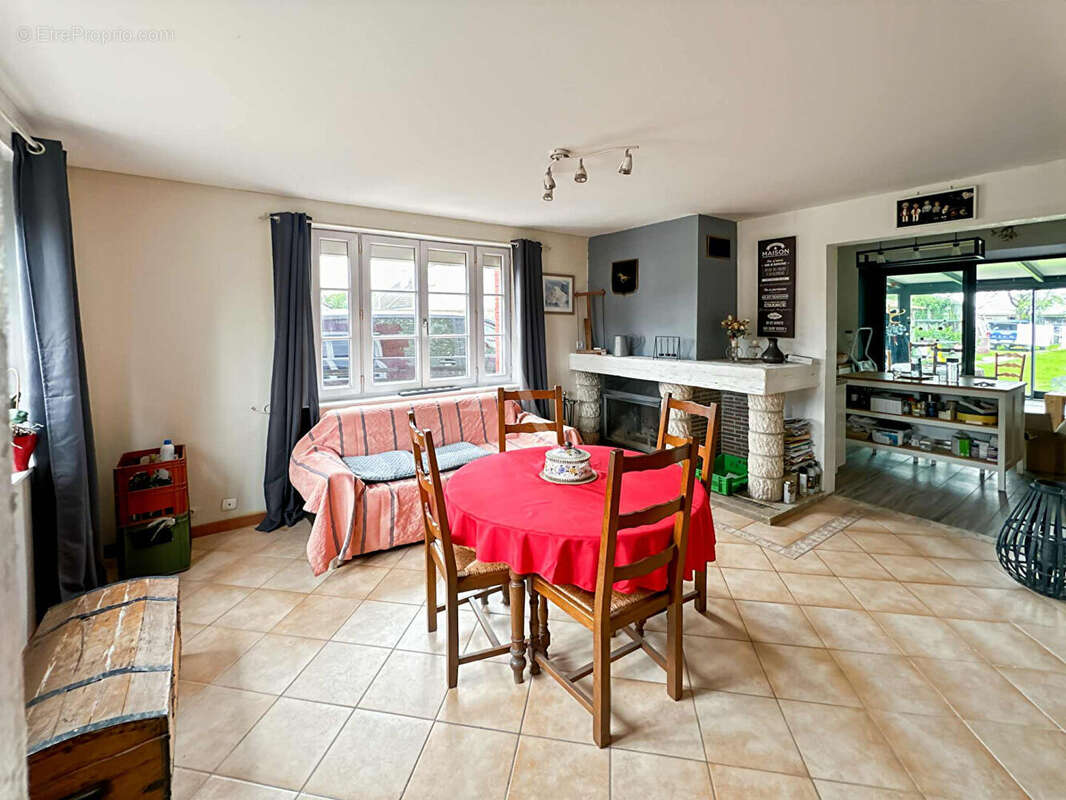 Maison à LES THILLIERS-EN-VEXIN