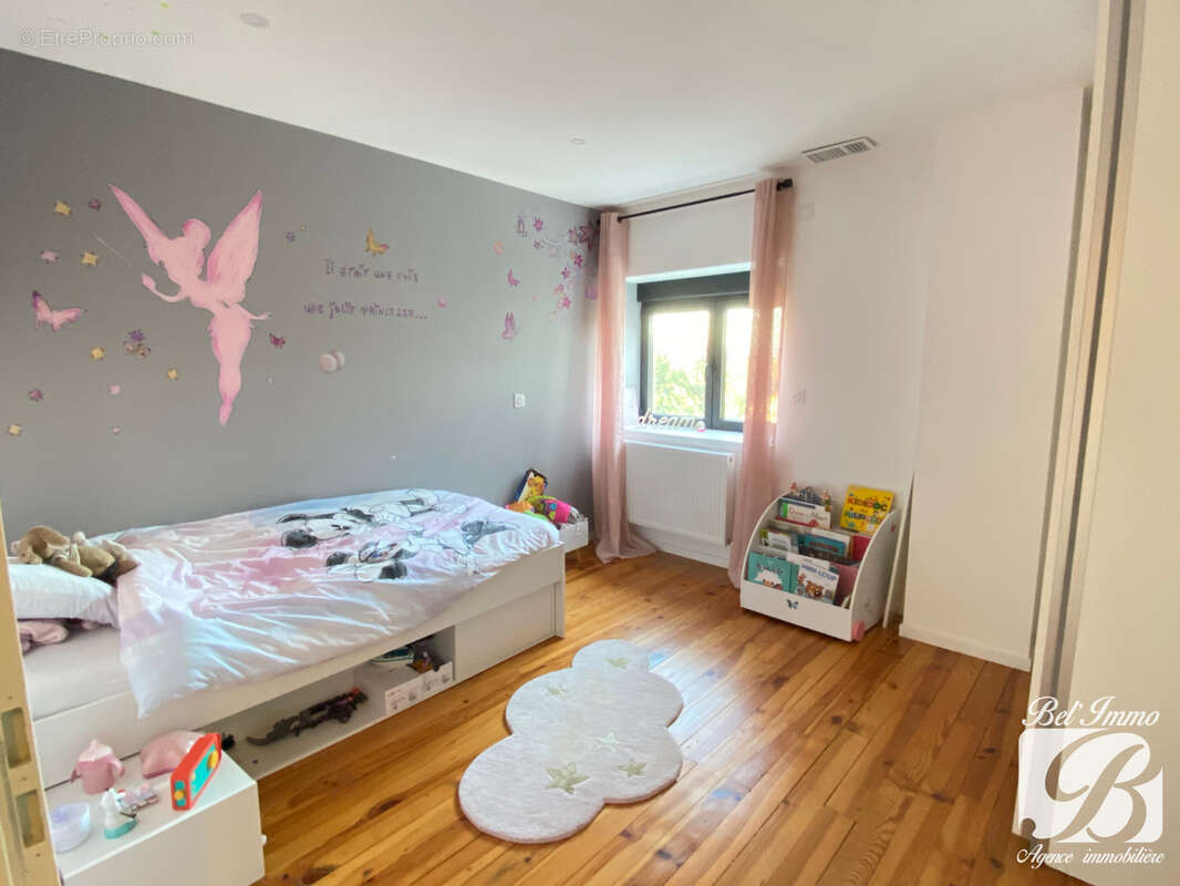 Maison à BOURG-SAINT-CHRISTOPHE