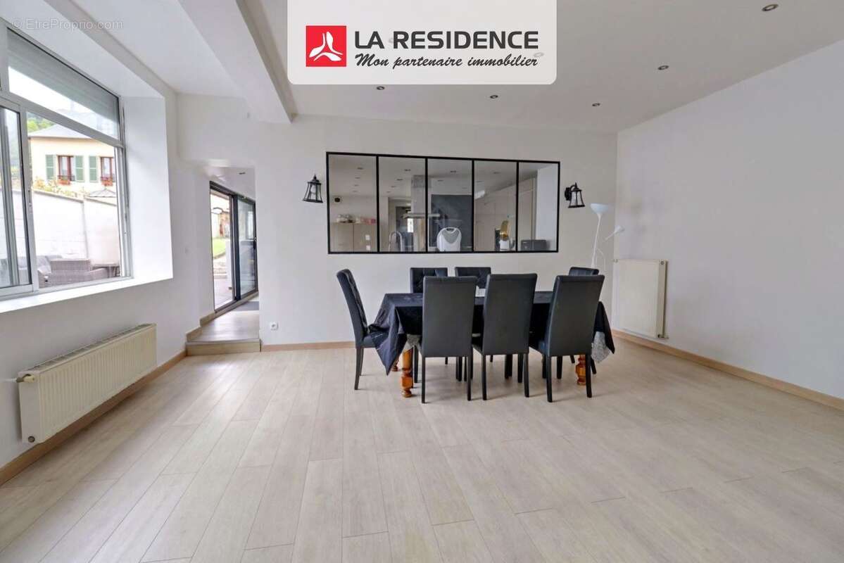 Maison 178 m² à Alizay  - photo 3