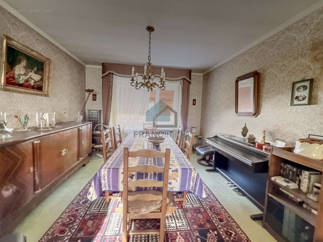 Maison à DAMPRICHARD