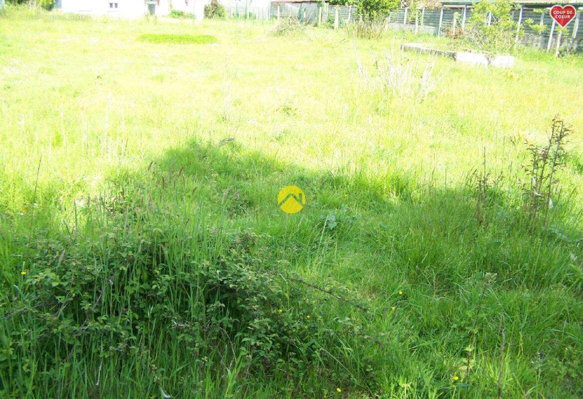 Terrain à BOURGES