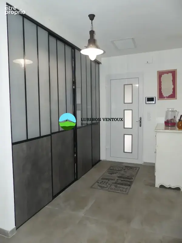 A  vendre villa Saint Didier  120 m² environ ,110m² de garage sur 1460 m² de terrain avec piscine - photo 5