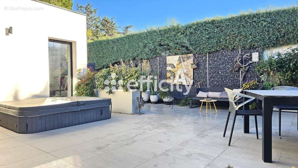 Maison à SAINT-GEORGES-D'ORQUES