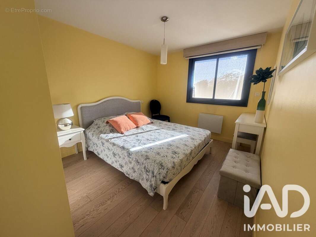 Maison 130 m² à Merignac  - photo 5
