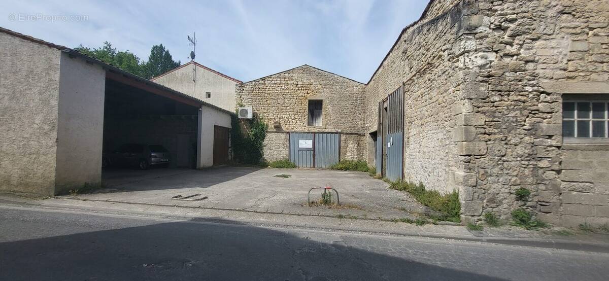 Maison à TAILLEBOURG