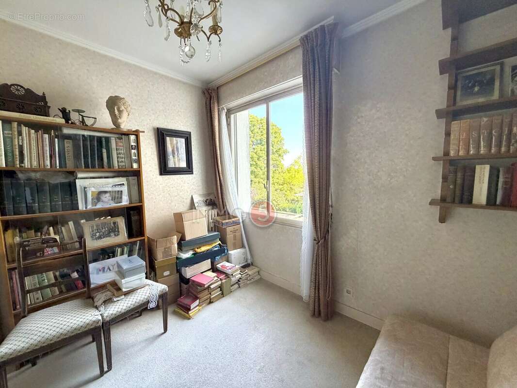 Appartement à LE RAINCY