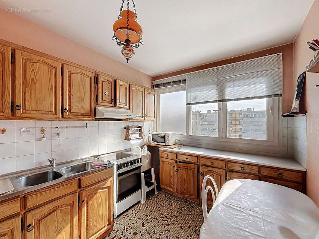 Appartement à SAINT-MICHEL-SUR-ORGE