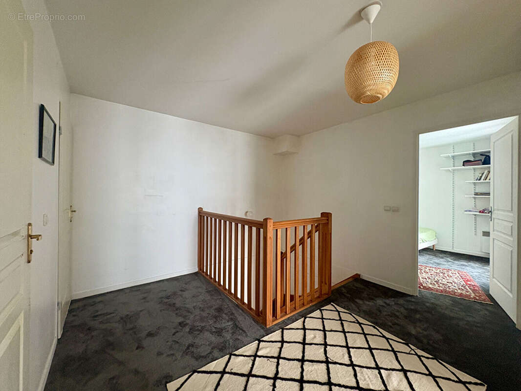 Duplex de 88m² terrasse et parking - Jardin Botanique - photo 11