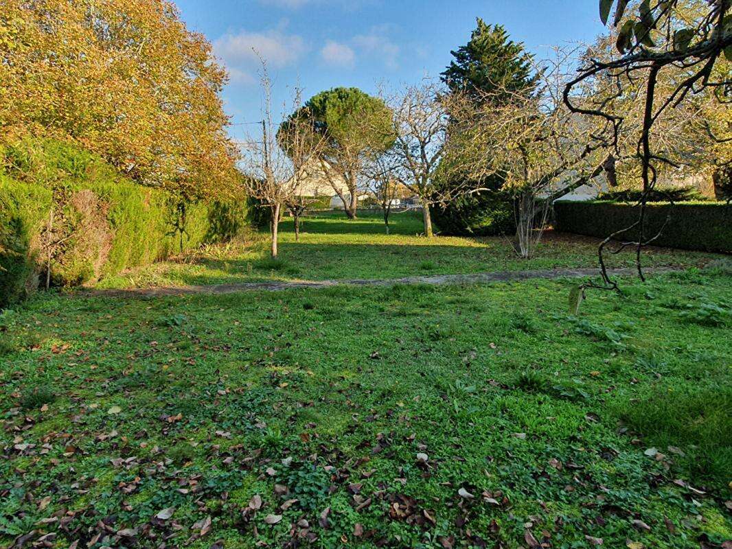 Beau Terrain à batir 831 m2 - photo 3