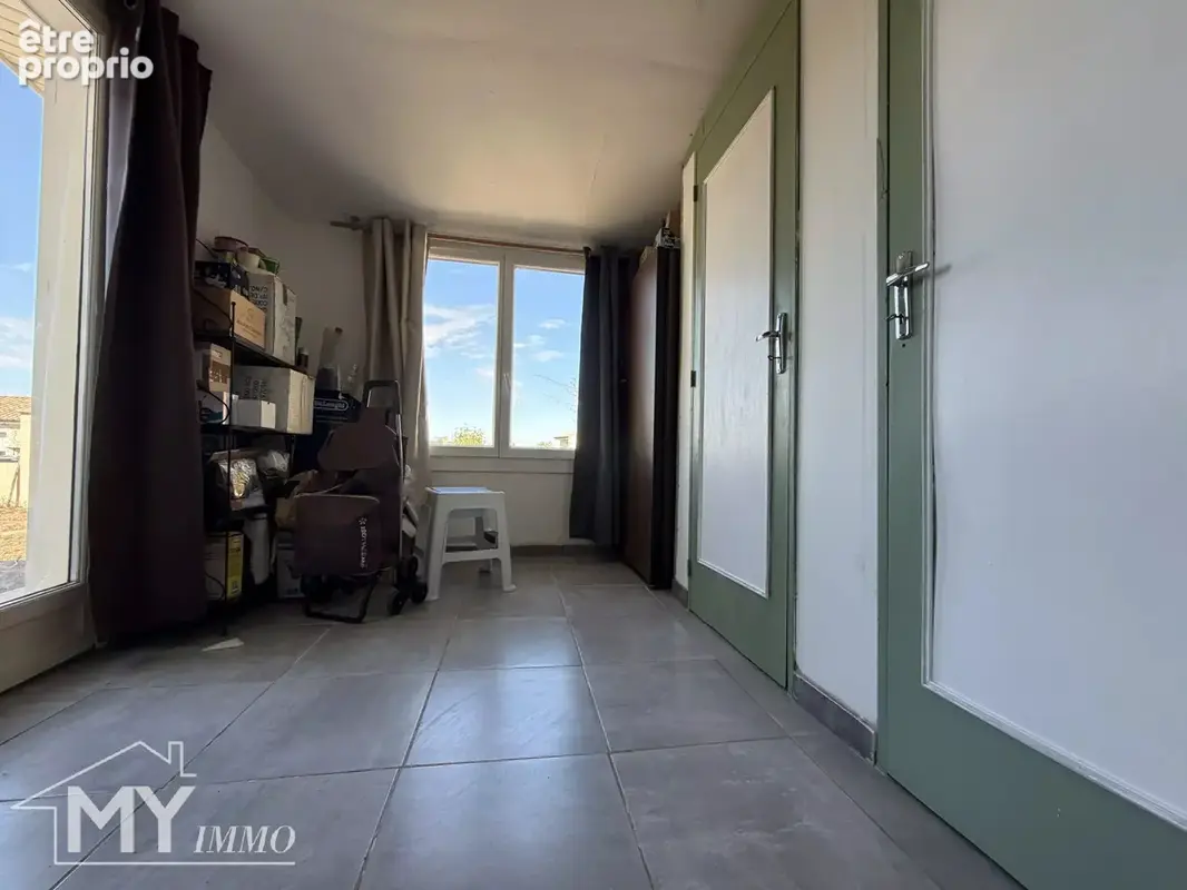 VÉLINES - Maison de plain-pied avec 3 chambres - photo 13