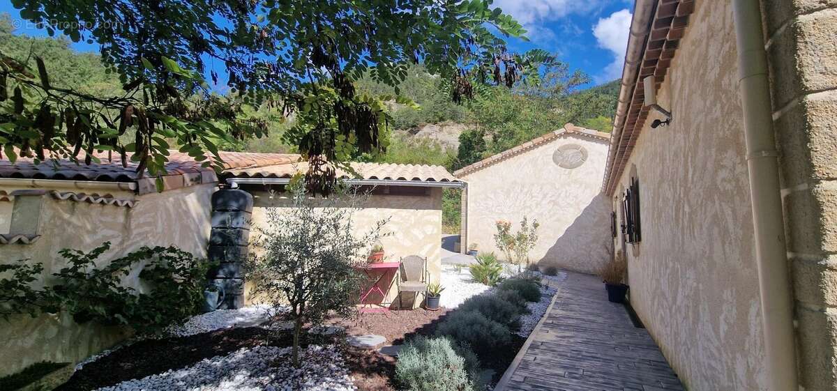 Maison à LUC-EN-DIOIS