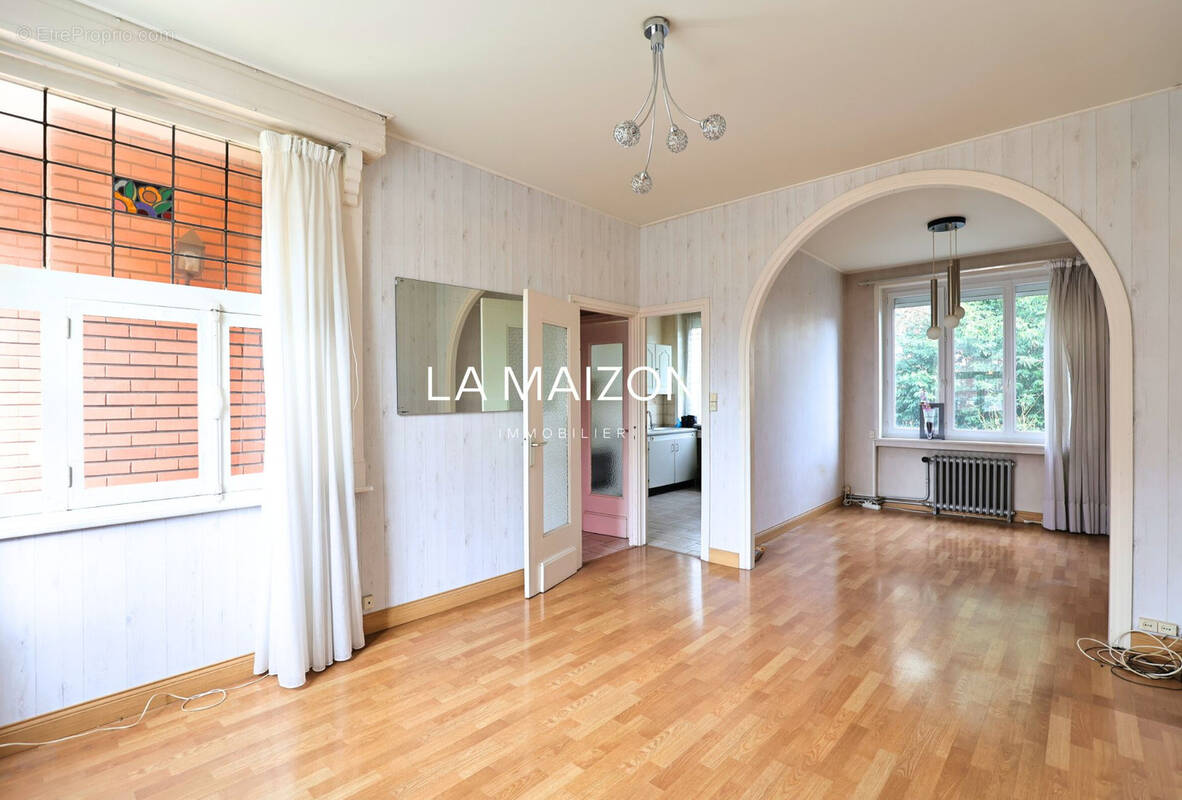 Maison à LA MADELEINE