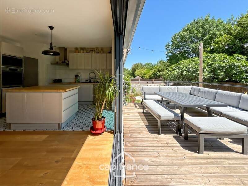 Maison rénovée de 102 m² avec sous-sol aménageable et jardin, quartier Rompsay – Périgny - photo 21