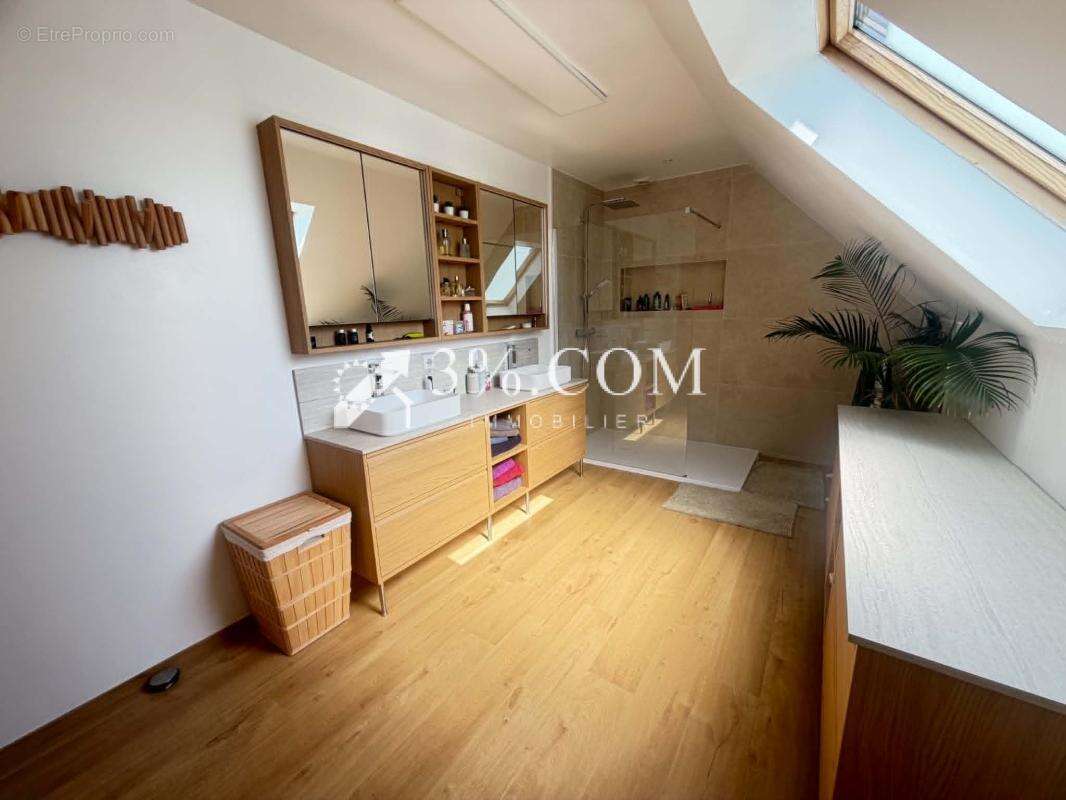 Jolie maison individuelle en impasse - photo 9