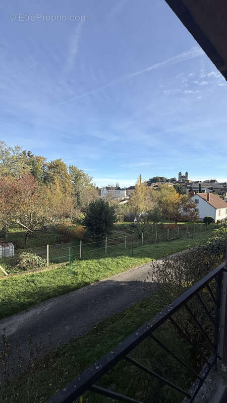 Appartement à GOURDON