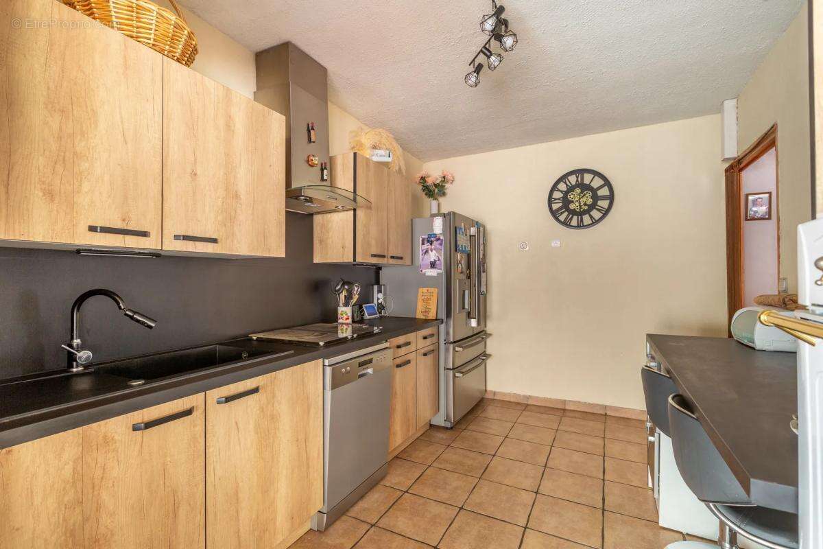 Maison à SAINTE-EUPHEMIE