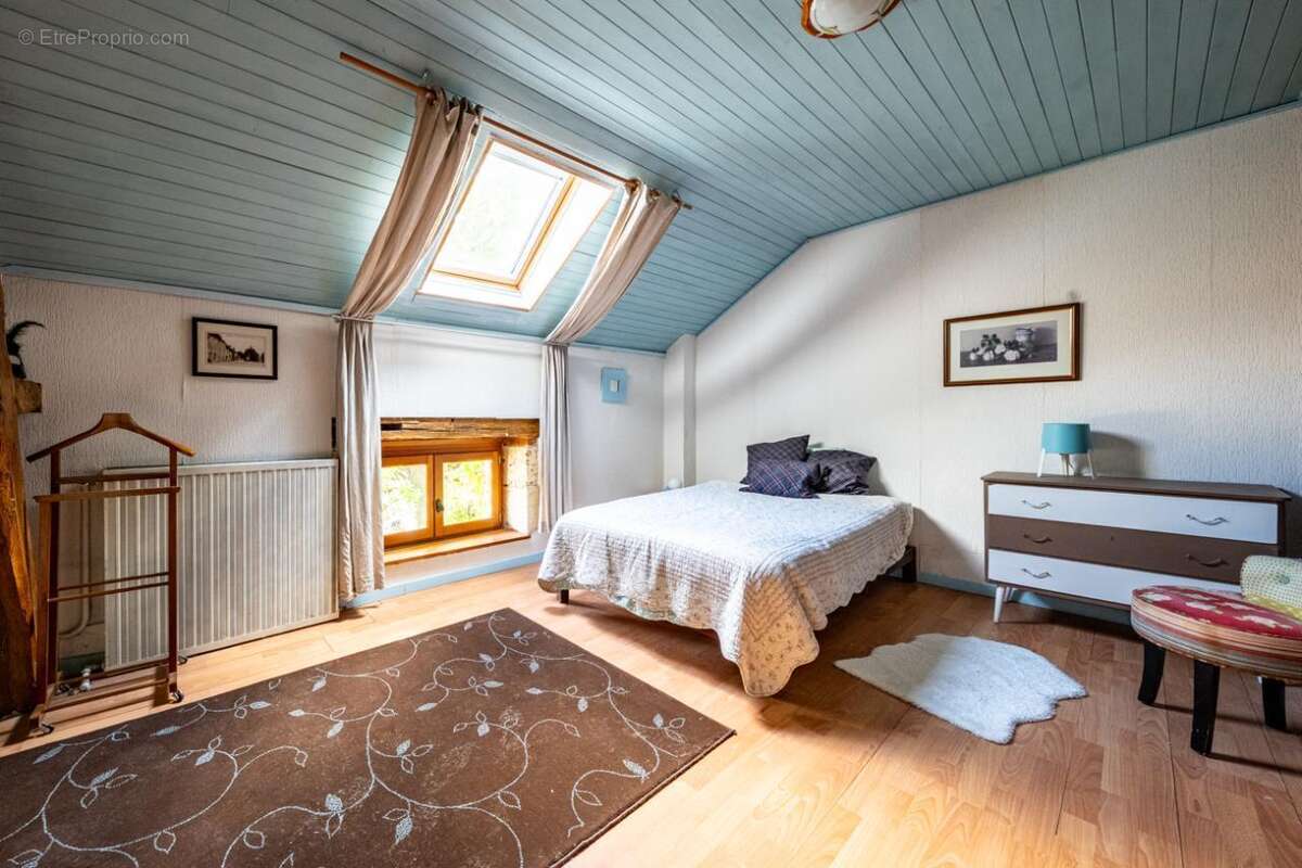 Maison à BEIRE-LE-CHATEL