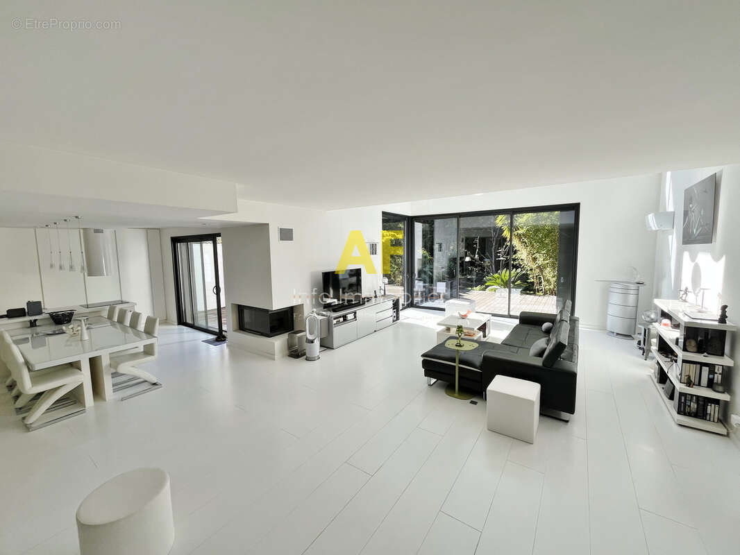 Maison à SAINT-RAPHAEL