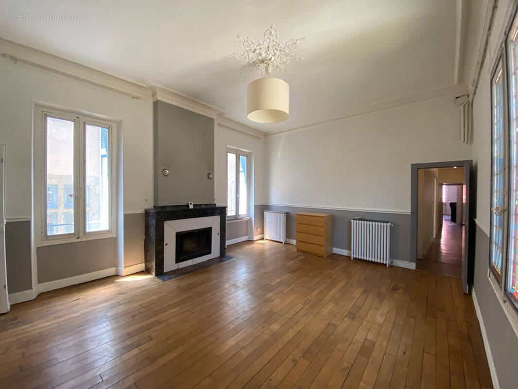 Appartement à CARCASSONNE