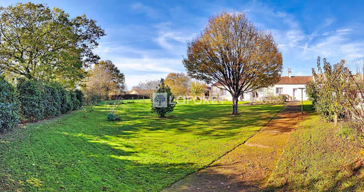 Maison à LA CHAPELLE-BERTRAND