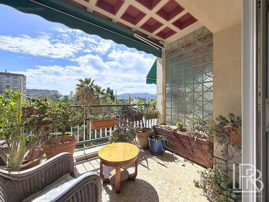 Appartement à MARSEILLE-8E