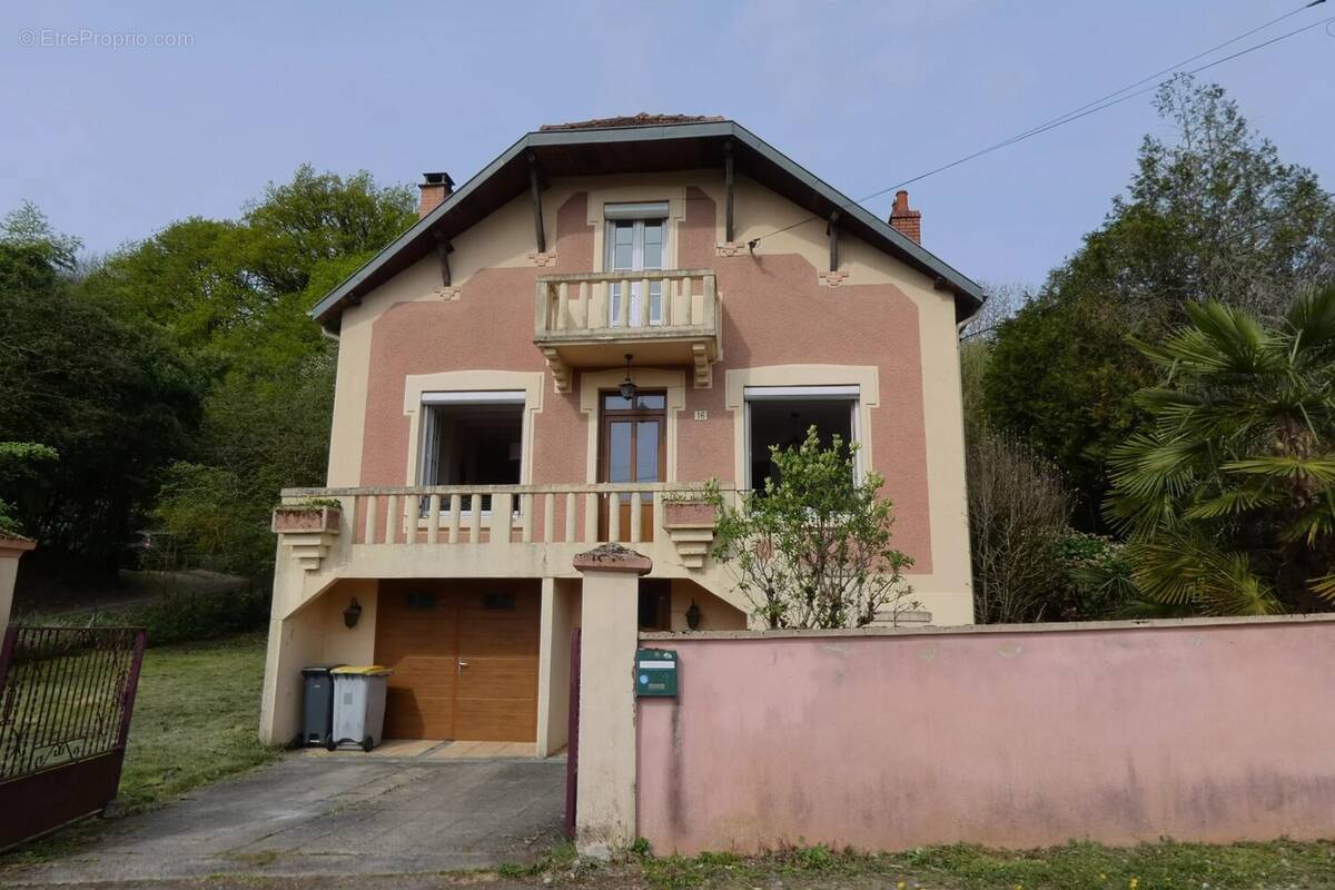 Maison à LE CREUSOT