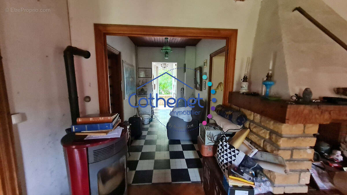 Maison 195 m² à Le Cergne  - photo 7